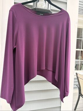 Women's Long-Sleeve Draped Hem Top - Plum